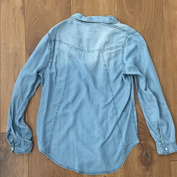 NWT Thread Supply Soft light DenimWash button Shirt - Picture 2 of 4